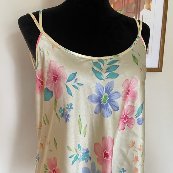 Vintage Kathryn Silky Yellow Floral Nightie - Picture 3 of 5